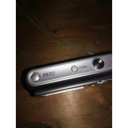 Samsung ES20 10.2 MP compact camera