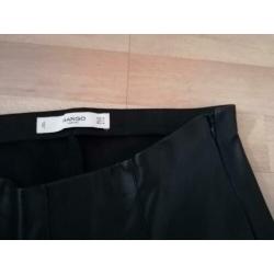 Broek mango ZGAN. Nep leer. Maat M.