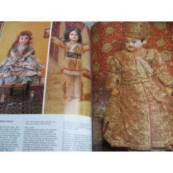 Engelstalig poppenboek / boek met antieke poppen - Dolls