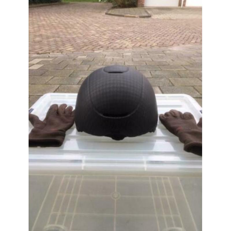 Paardrij cap, laarzen en handschoenen