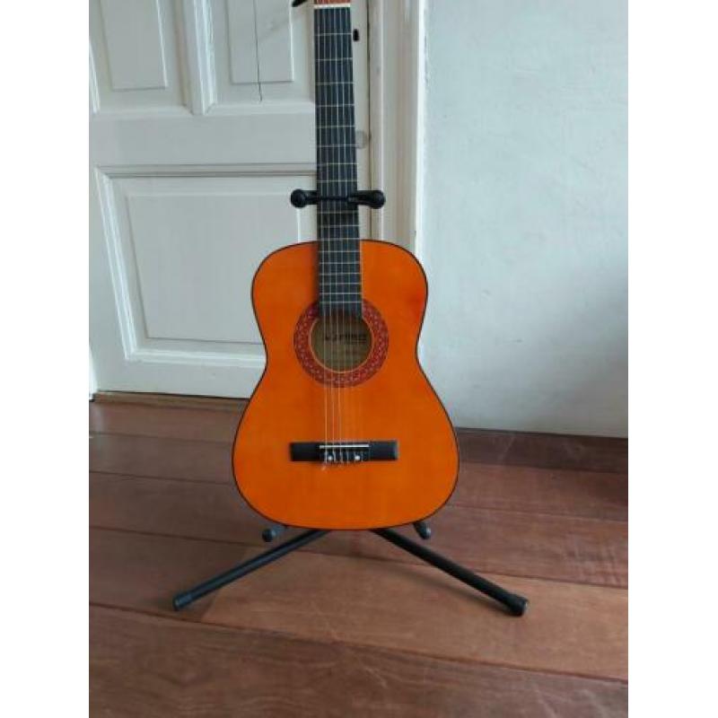 Martinez 1/2 gitaar