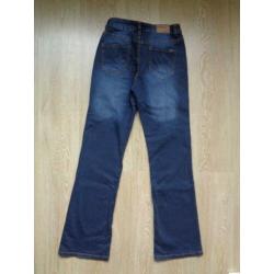 2 NIEUWE Arizona Bootcutjeans "Svenja" maat 38L (76)
