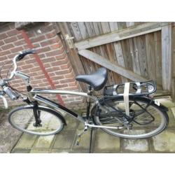 Als Nieuw Sparta Thaka heren fiets 57 frama 28 inch.