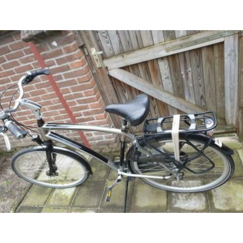 Als Nieuw Sparta Thaka heren fiets 57 frama 28 inch.