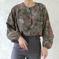 Vintage groen beige blouse rood bloem