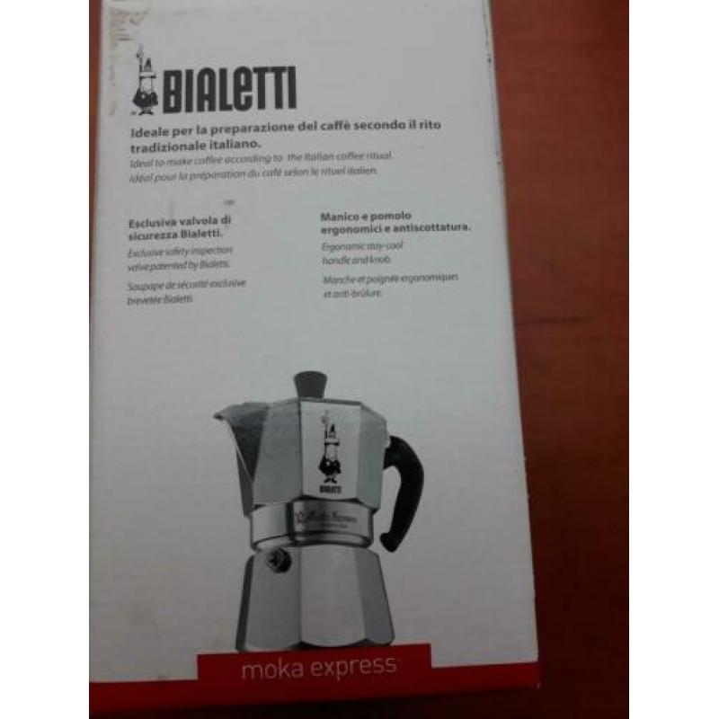 Bialetti Moka express 4 kops