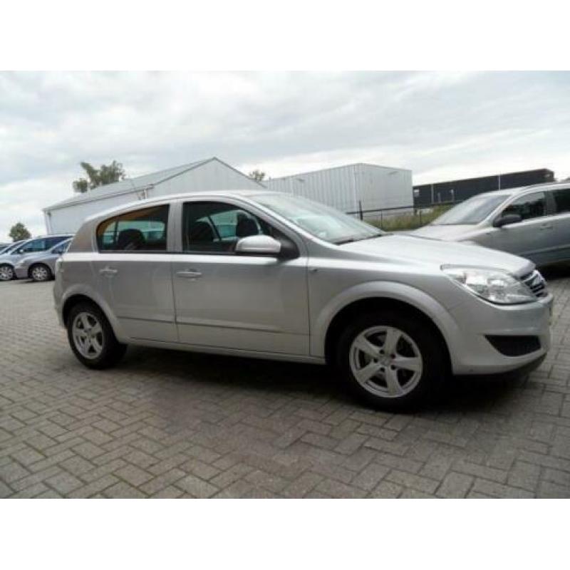 Opel Astra 1.7 CDTi Business APK 22-06-2020!