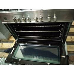 Boretti fornuis en oven