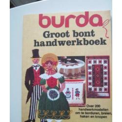 Burda groot bont handwerkboek zie foto`s nr 6659