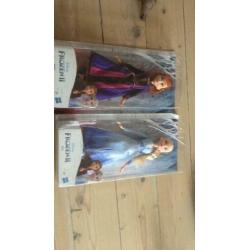 Hasbro Disney Frozen II Anna en Elsa poppen nieuw