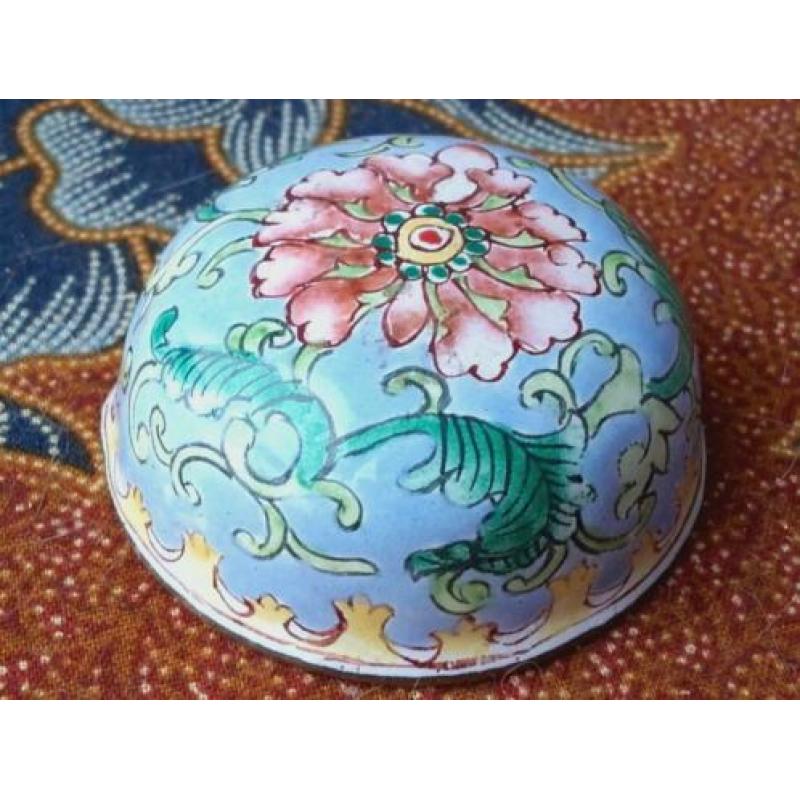 Mooi antiek Chinees gemberpotje van koper en emaille 10,7 cm