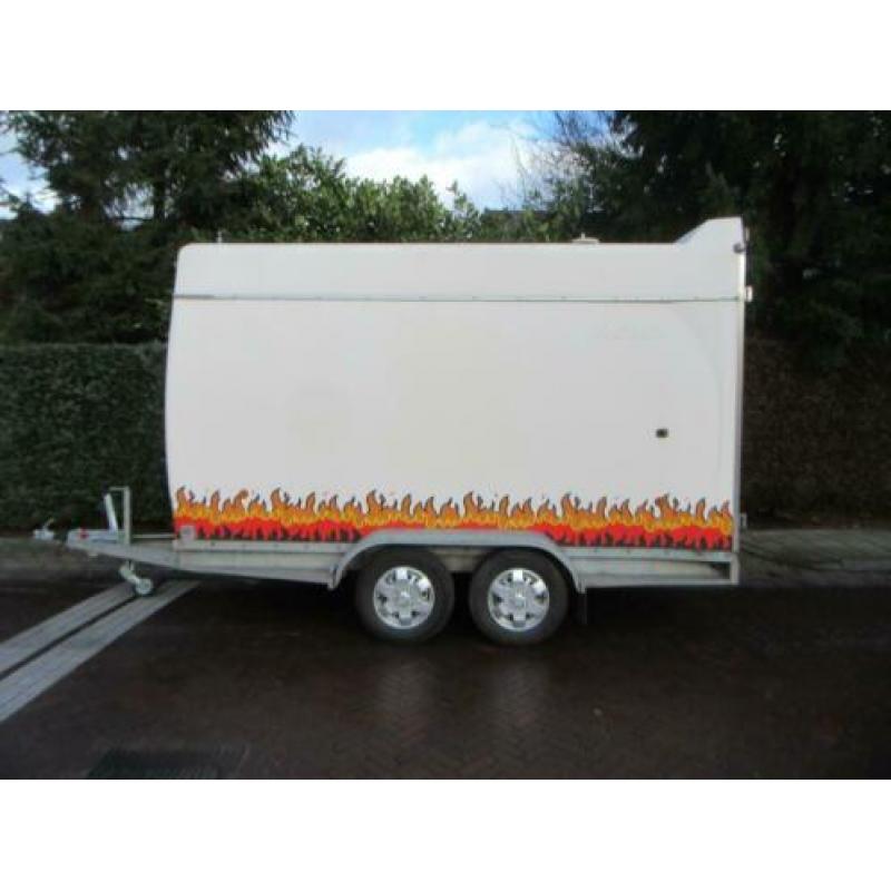 Gesloten polyester tandemasser. REBEL. 370x166x205 cm