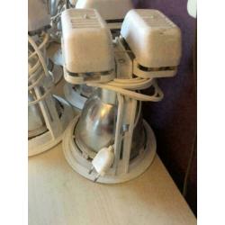 Inbouwspot met spaarlamp voor systeemplafons (40 Stuks).