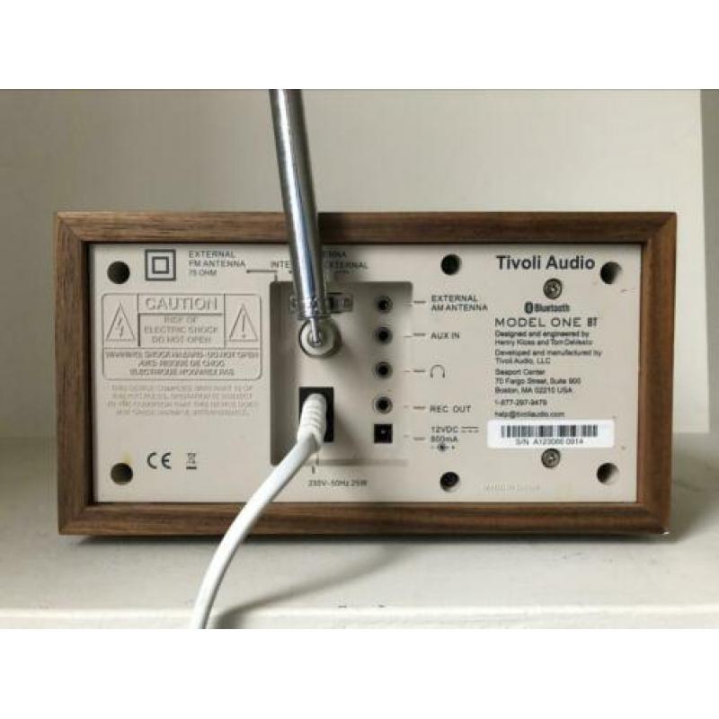 Tivoli model one + Bluetooth - verkocht!