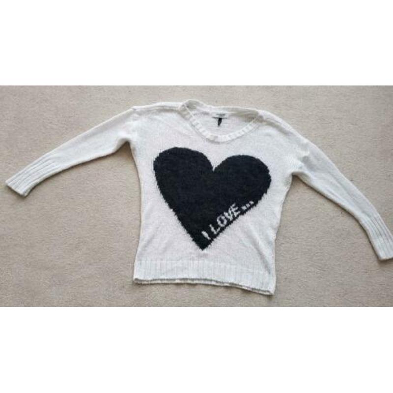 Gebroken wit trui van Bershka maat s dames kleding hart love