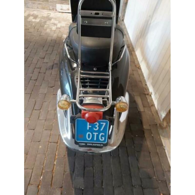 AGM retro zwart