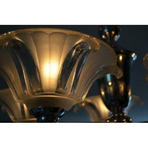 Prachtige chromen ART-DECO lamp met persglas schalen
