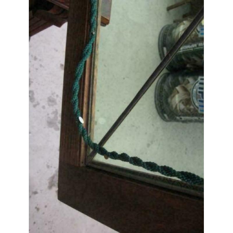 brocante kast / opruiming / nu van € 150,00 voor € 75,00