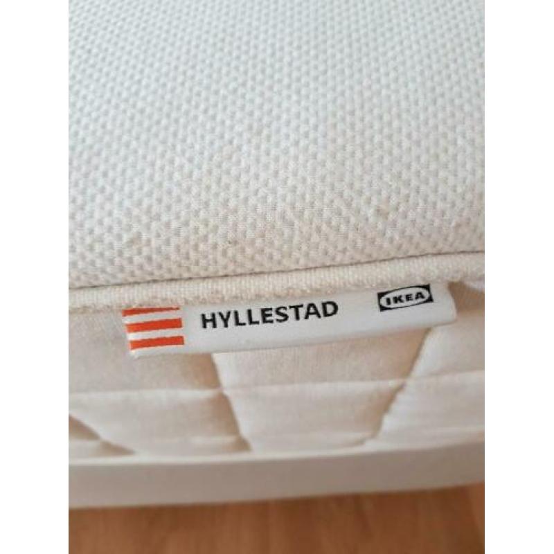 Zeer mooie boxspring 160 x 200 met achter-schutbord