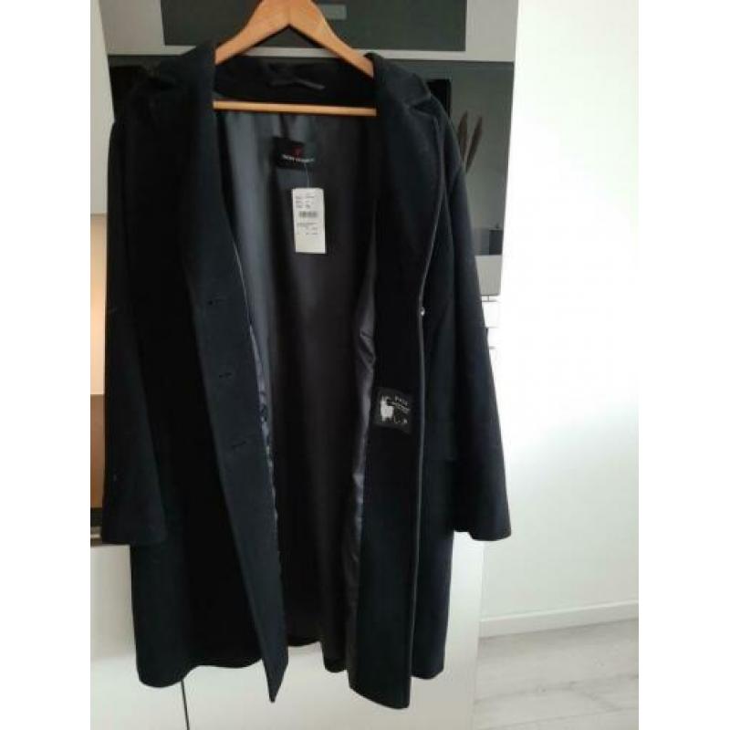 Nieuwe, zwarte Fuchs&Schmitt mantel, wool&cashmere, maat 46