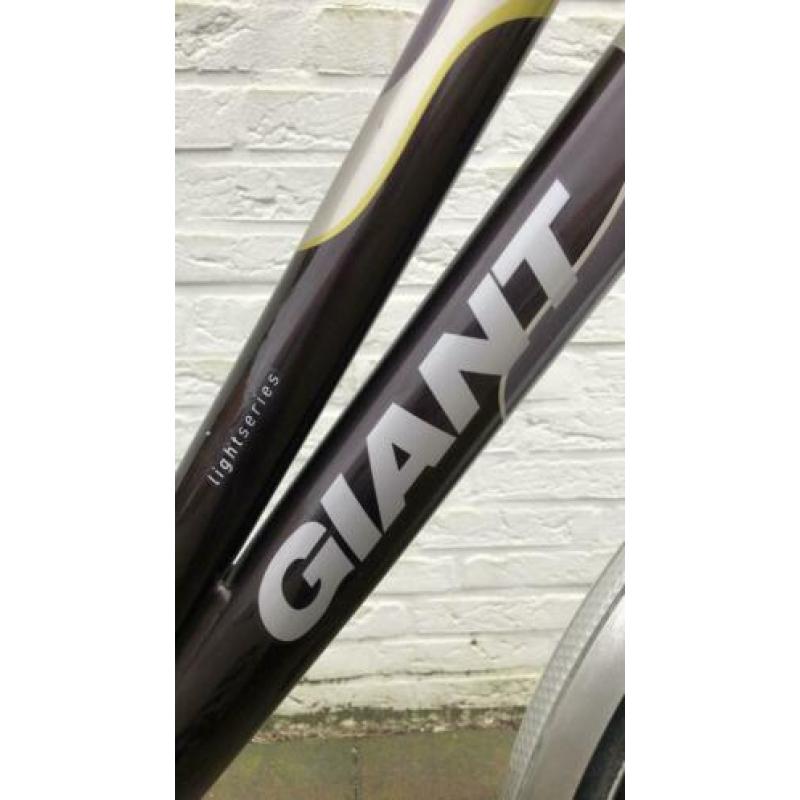 Giant Energy DX damesfiets 28/50 7 versnellingen.