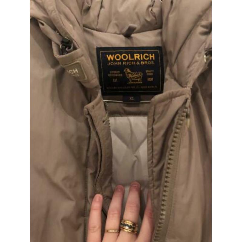 Echte Woolrich jas taupe kleur XS