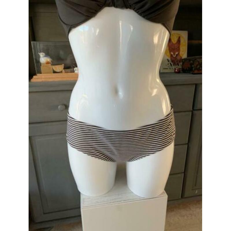 Mooie bruine bikini van HM maat 38 75C