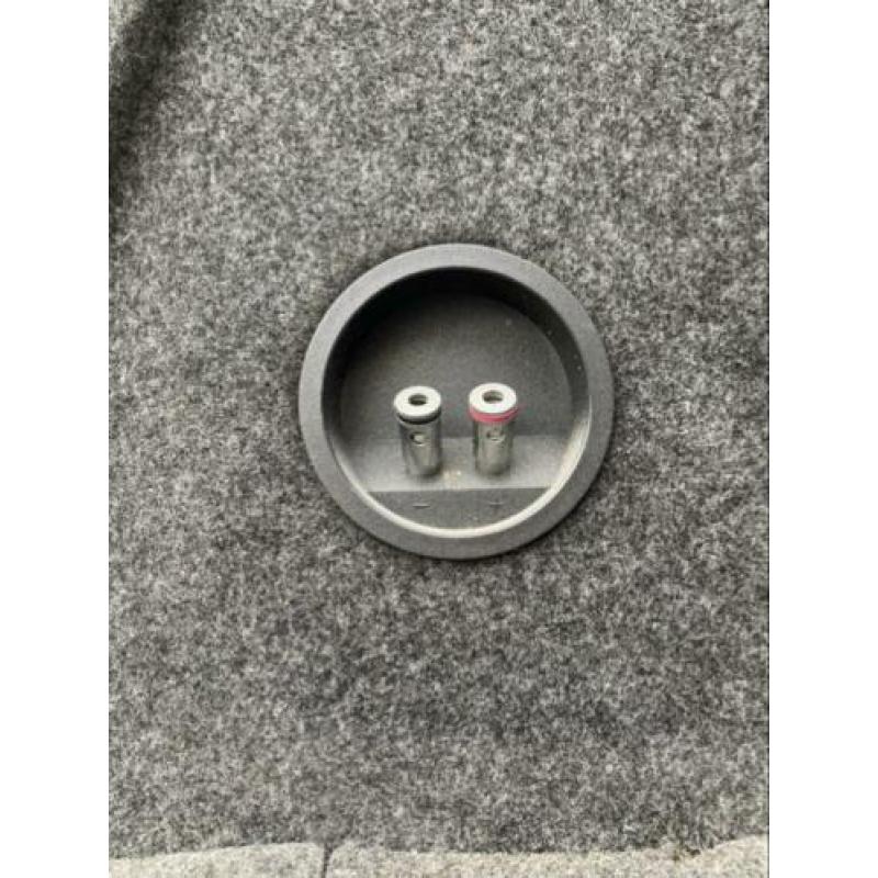 Te koop subwoofer punch incl. twee versterkers/ luidsprekers