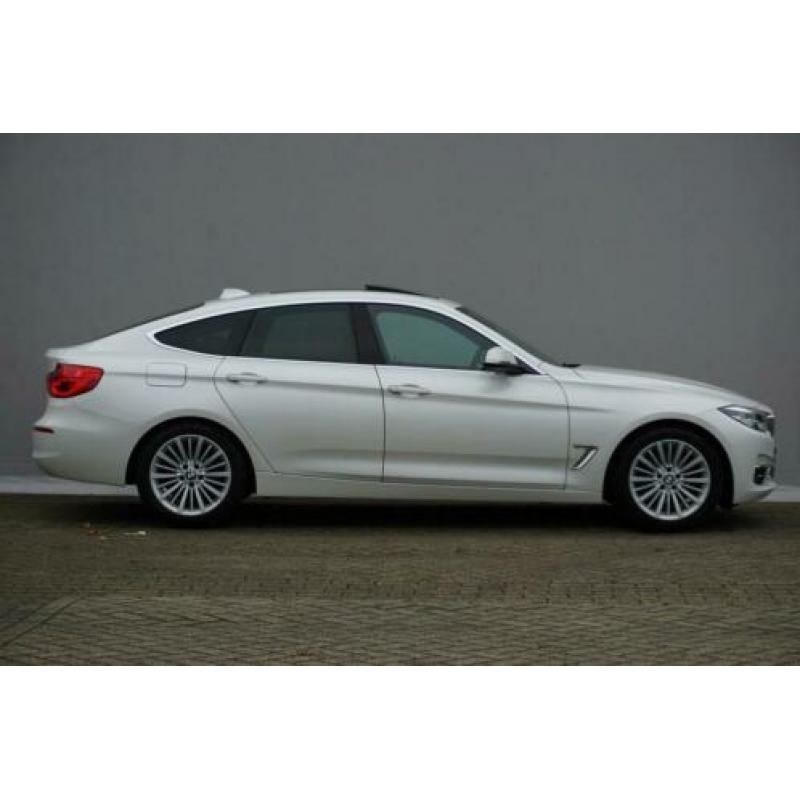 BMW 3 Serie 330i Gran Turismo Aut. High Executive Luxury Lin