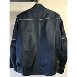 TRIUMPH motorjas in zwaar leder