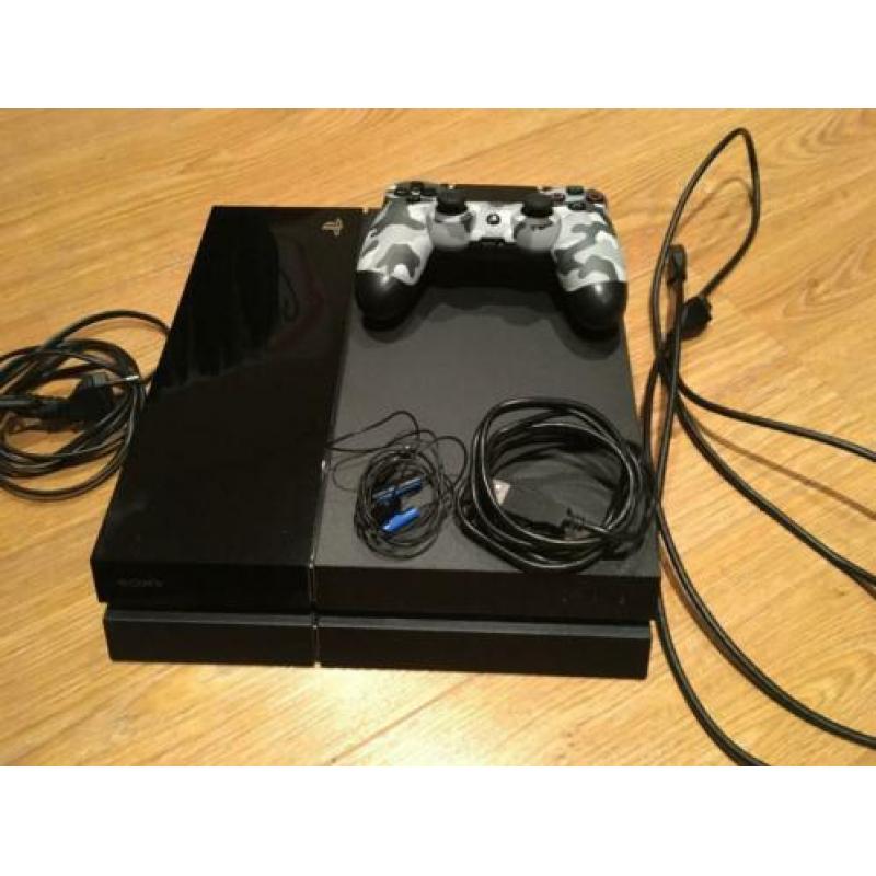 Playstation 4 + Controller + Game (Call of Duty) + Headset