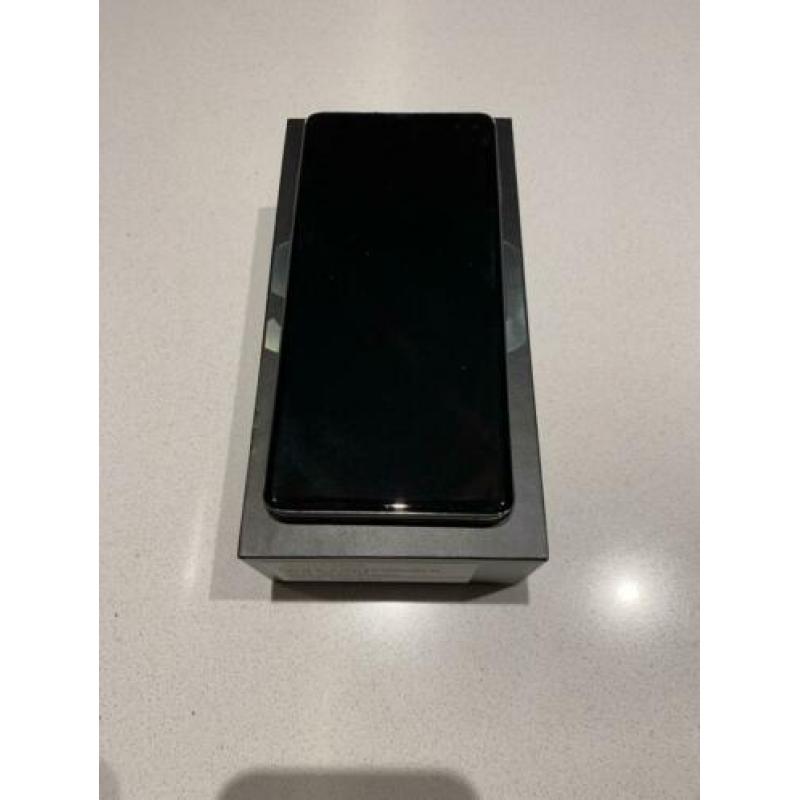 Samsung Galaxy S10 plus 128GB Black NIEUWTAAT 1 jaar oud+Bon