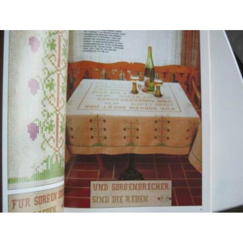Burda groot bont handwerkboek zie foto`s nr 6659