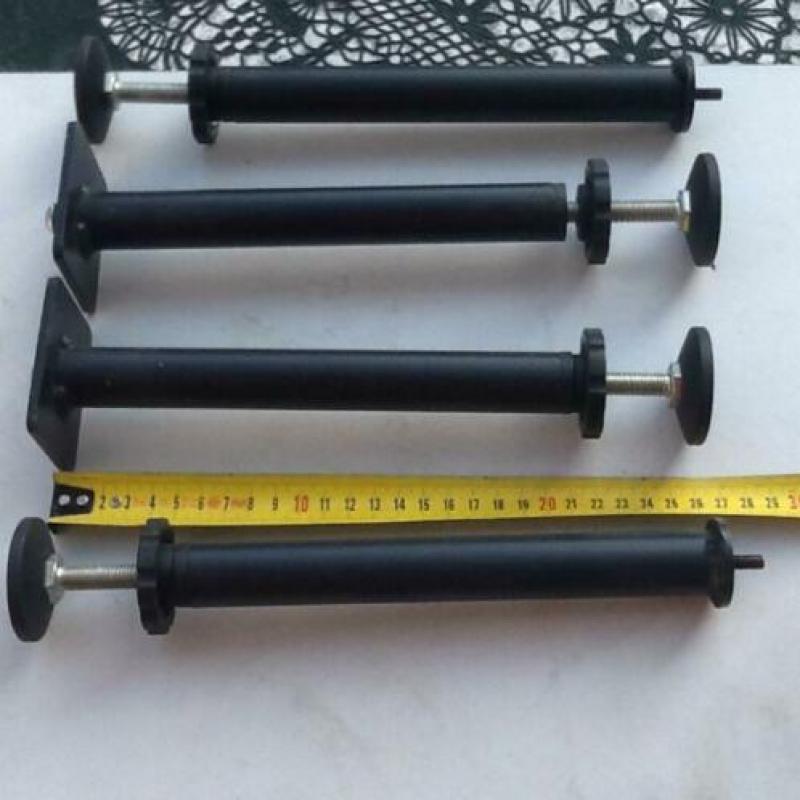 Te koop verschillende type Verstelbare bed en kast poten