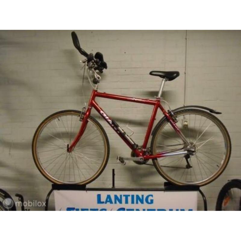 Giant HYBRIDE 55 CM