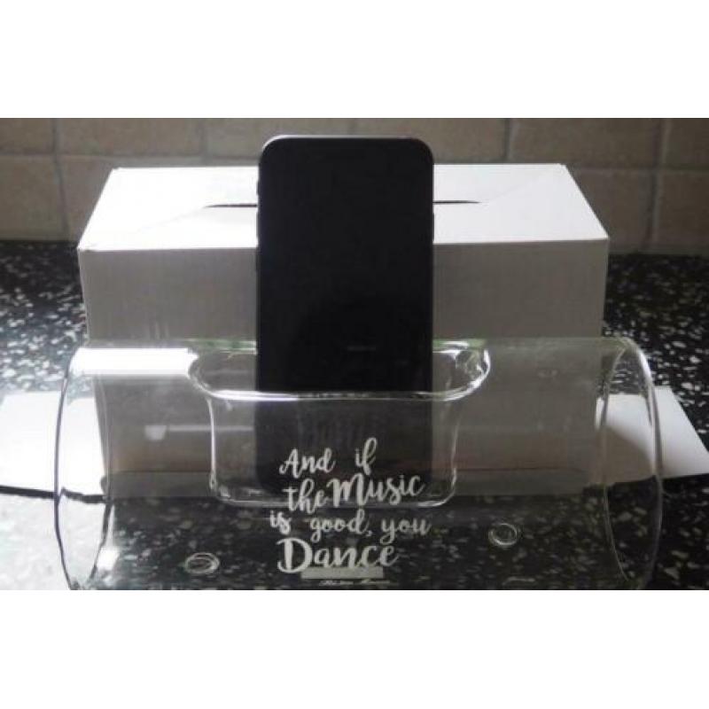 Glazen music-soundbar (versterker voor muziek op smartphone)