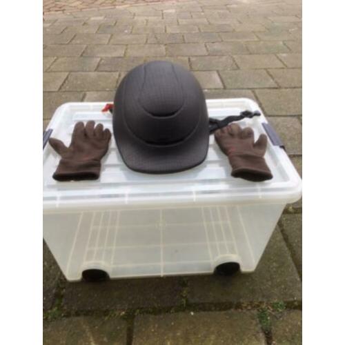 Paardrij cap, laarzen en handschoenen