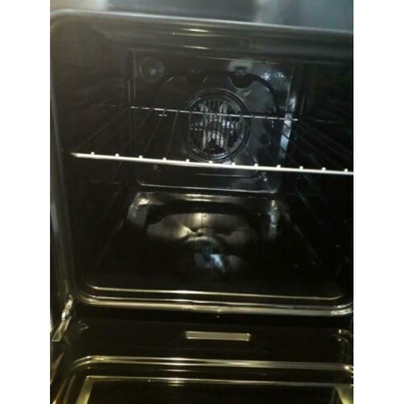 Gasfornuis van indesit top