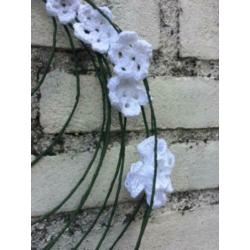 Bruidsboeket hoepel bruid huwelijk wit groen parel bloemen
