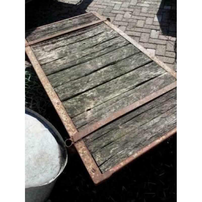 Oud origineel & super stoere industriële salontafel