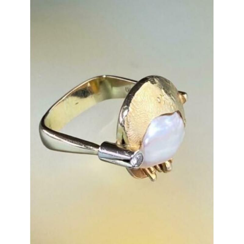14k. gouden Parel ring met briljant