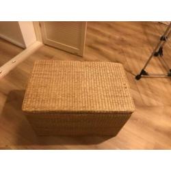 Rotan/ rieten kist (62x38x40 cm)