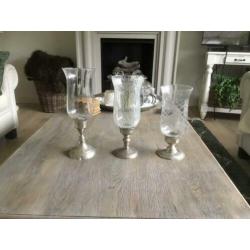 Kandelaars met glas en verzilverde poot