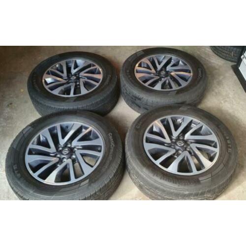 ? 18” Originele Nissan Navara Np300/ D40 Velgen met Banden