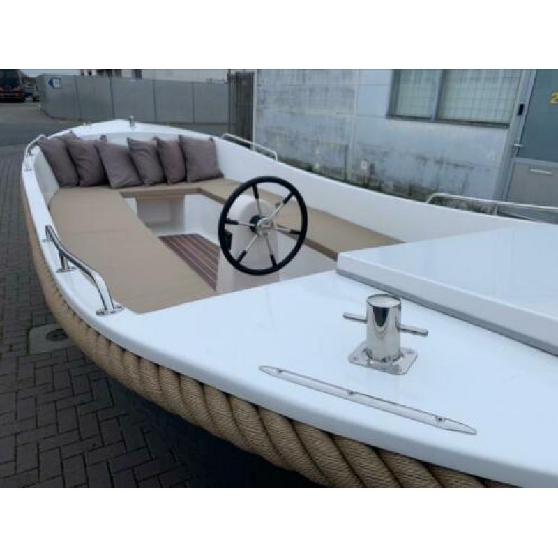 Demo Citysloep 650 met Yamaha 9.9 pk buitenboord CE gekeurd