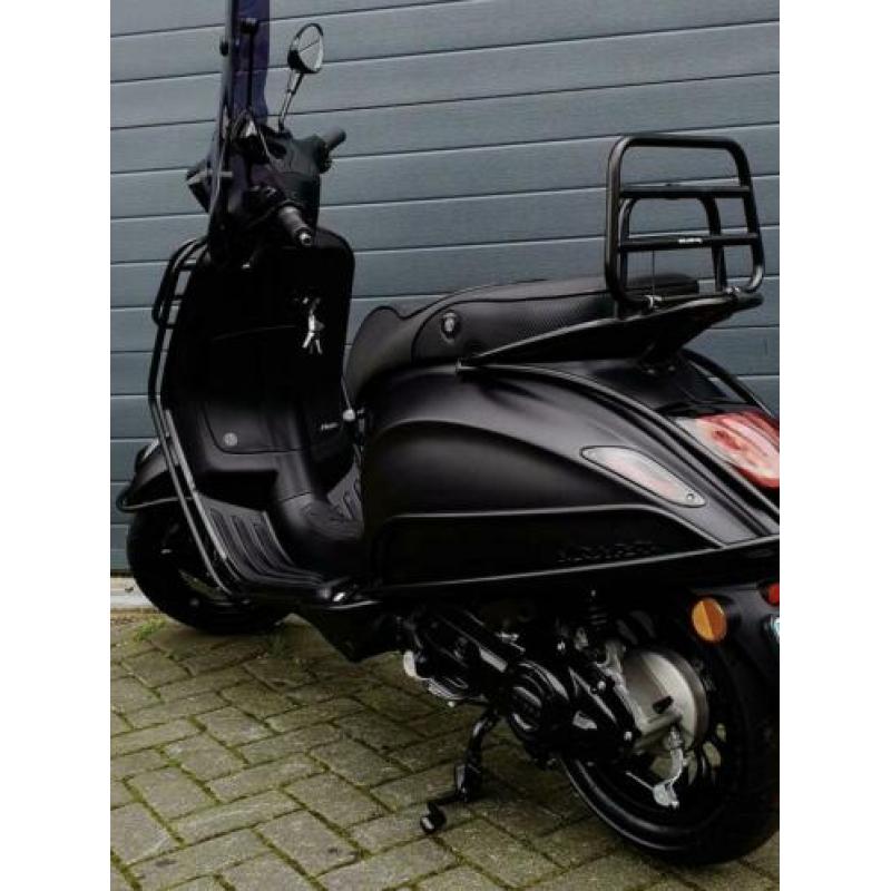 Prachtige VESPA SPRINT 2020 NOTTE(Vol Optie!) SNOR