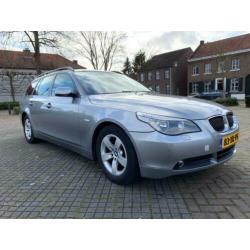 BMW 5-serie 523i Touring Executive