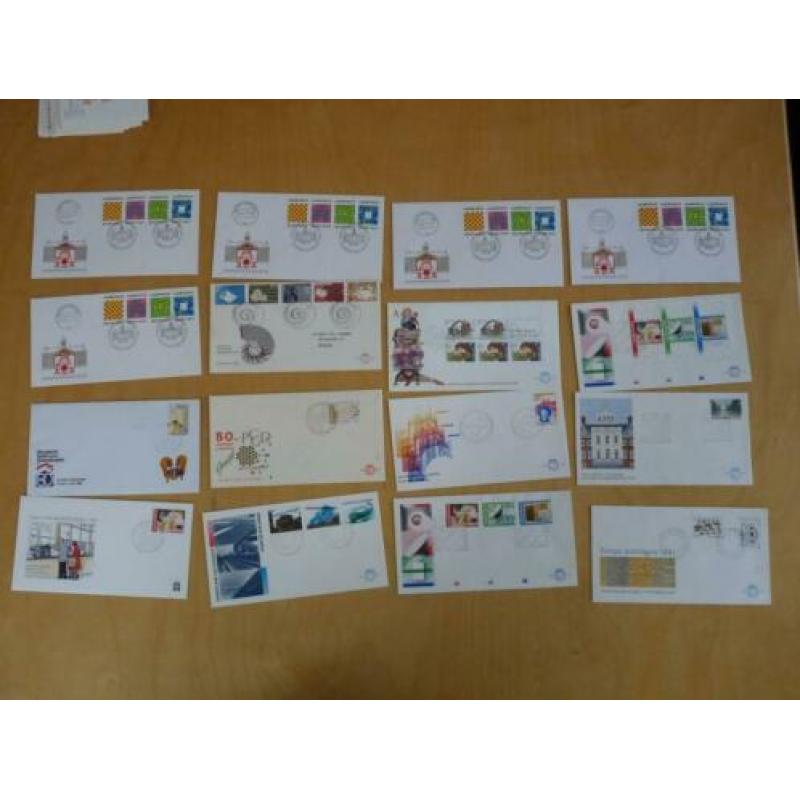 Nederland 25 fdcs tussen no 83 en 208 5x kinderpostzegel