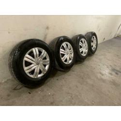 Polo 2G velgenset wieldoppen stalen velgen 2018 2019