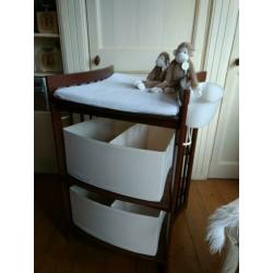 Prachtige Stokke Commode Care met opbergbakken